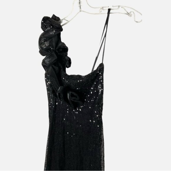 Mac Duggal Sequin Ruffled One-Shoulder Gown **READ FLAW** - Picture 4 of 12